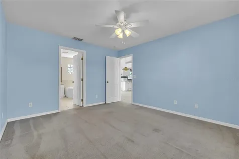 916 NE 4th Place Cape Coral FL 33909