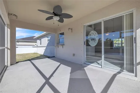 916 NE 4th Place Cape Coral FL 33909
