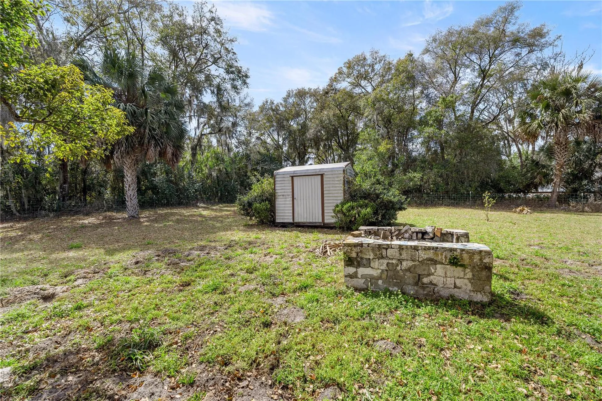 7018 SE 222nd Street Hawthorne FL 32640