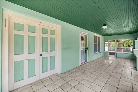 7018 SE 222nd Street Hawthorne FL 32640