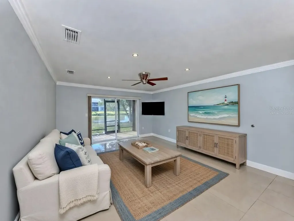2616 Hidden Lake Drive N Sarasota FL 34237