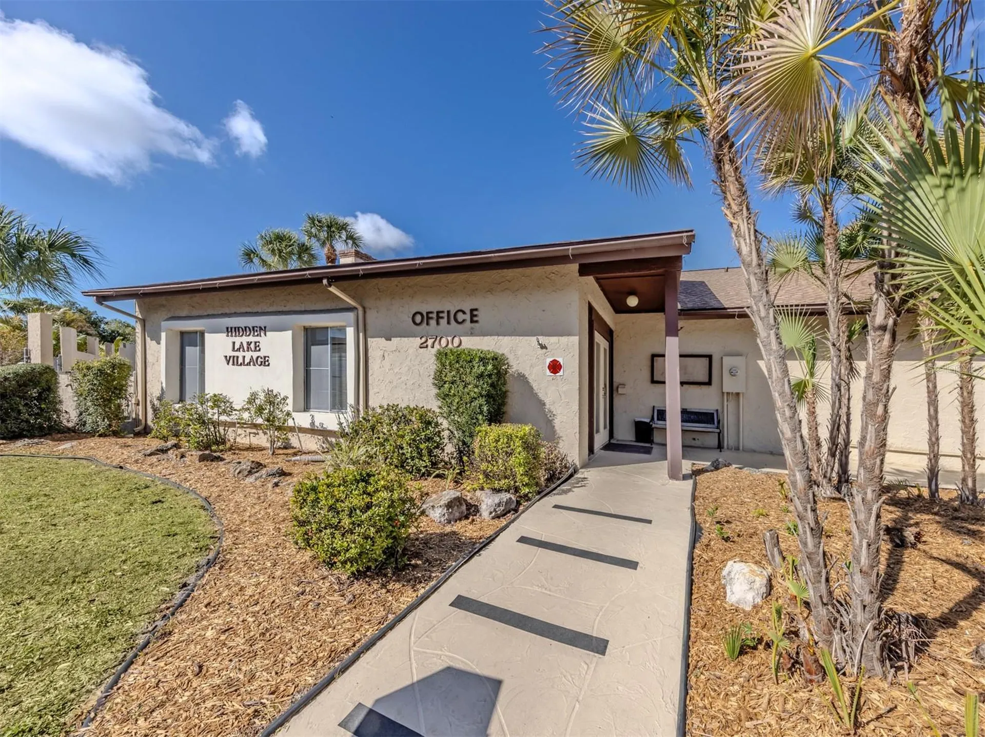 2616 Hidden Lake Drive N Sarasota FL 34237