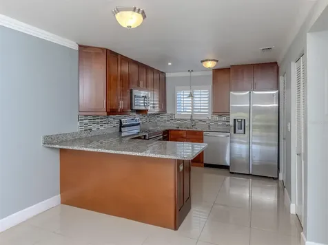 2616 Hidden Lake Drive N Sarasota FL 34237