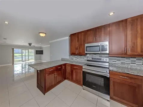 2616 Hidden Lake Drive N Sarasota FL 34237
