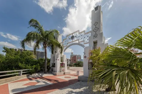 2616 Hidden Lake Drive N Sarasota FL 34237