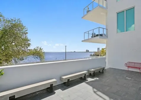 2619 Bayshore Boulevard Tampa FL 33629