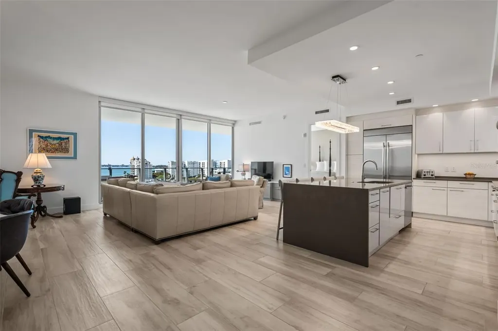 1155 N Gulfstream Avenue Sarasota FL 34236