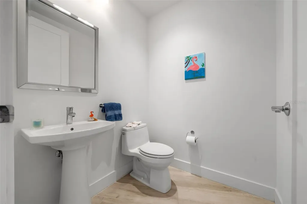 1155 N Gulfstream Avenue Sarasota FL 34236