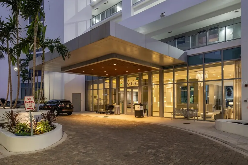 1155 N Gulfstream Avenue Sarasota FL 34236