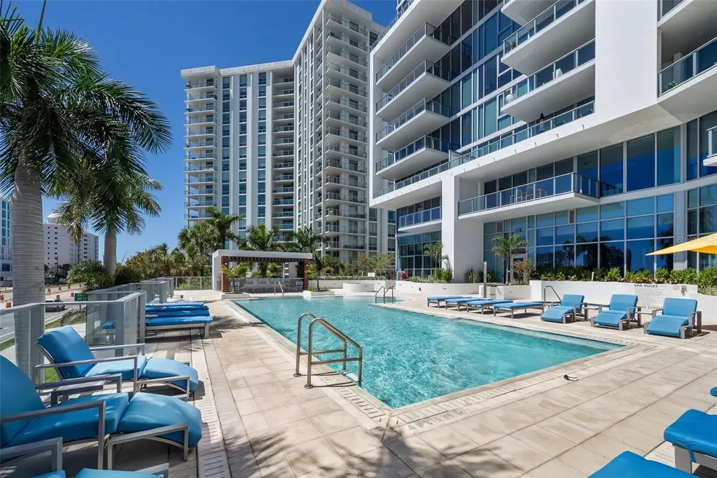 1155 N Gulfstream Avenue Sarasota FL 34236