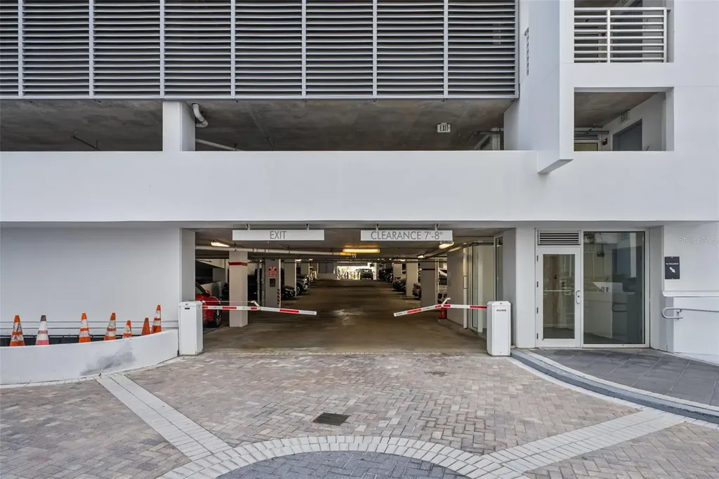 1155 N Gulfstream Avenue Sarasota FL 34236