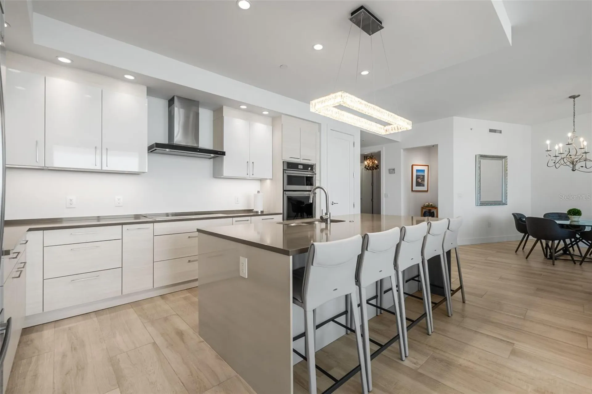 1155 N Gulfstream Avenue Sarasota FL 34236
