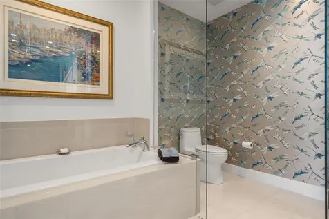 1155 N Gulfstream Avenue Sarasota FL 34236