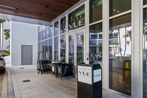1155 N Gulfstream Avenue Sarasota FL 34236