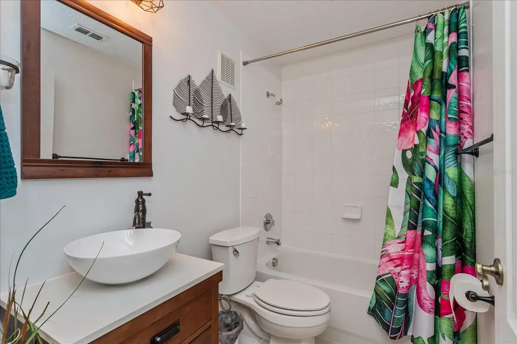 960 Mooring Avenue Altamonte Springs FL 32714