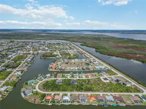 15609 Melport Circle Port Charlotte FL 33981