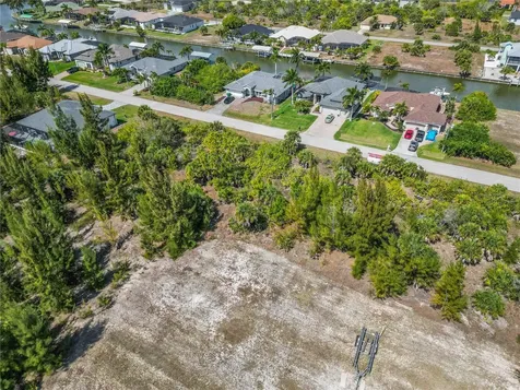 15609 Melport Circle Port Charlotte FL 33981