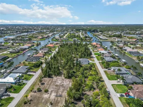 15609 Melport Circle Port Charlotte FL 33981