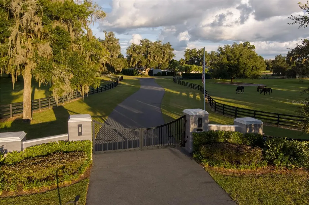 2875 NW 150 Avenue Ocala FL 34482
