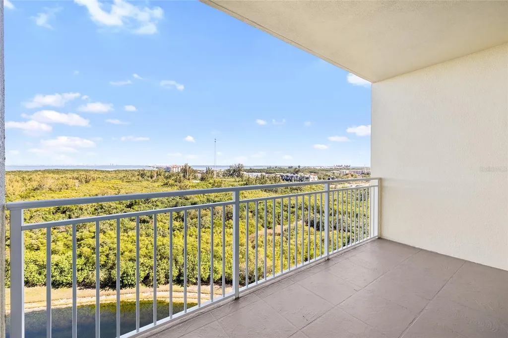 10851 Mangrove Cay Lane NE St Petersburg FL 33716