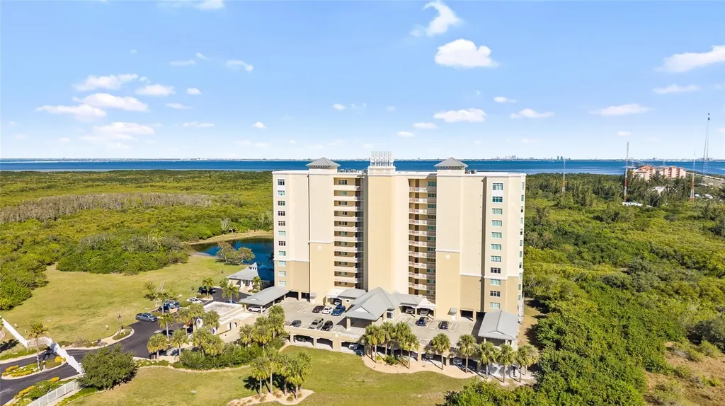10851 Mangrove Cay Lane NE St Petersburg FL 33716