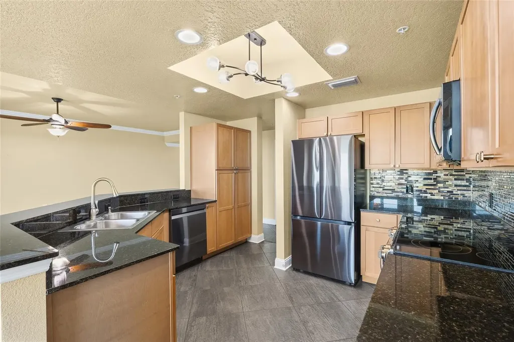 10851 Mangrove Cay Lane NE St Petersburg FL 33716