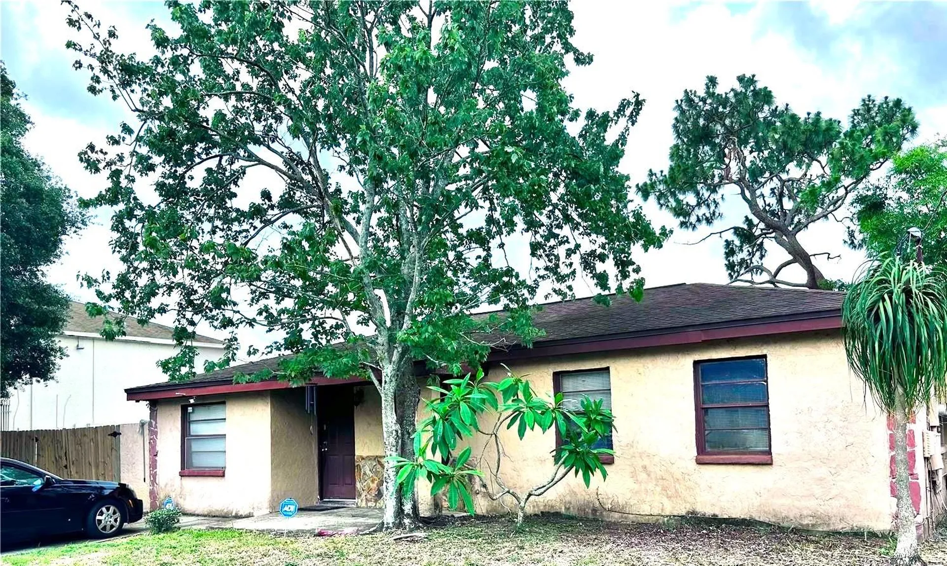 3806 W Wallace Avenue Tampa FL 33611