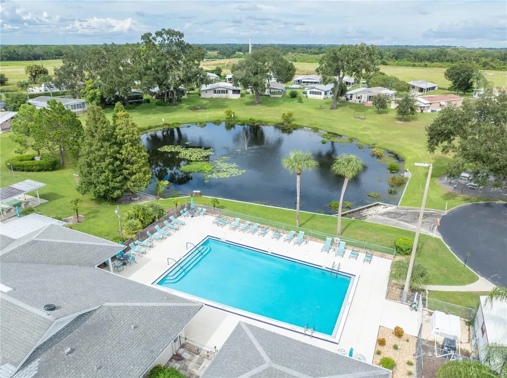 6133 Grand Oaks Drive SE Winter Haven FL 33884