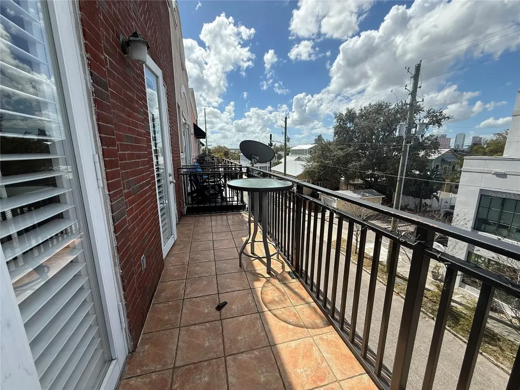 2002 E 5th Avenue Tampa FL 33605