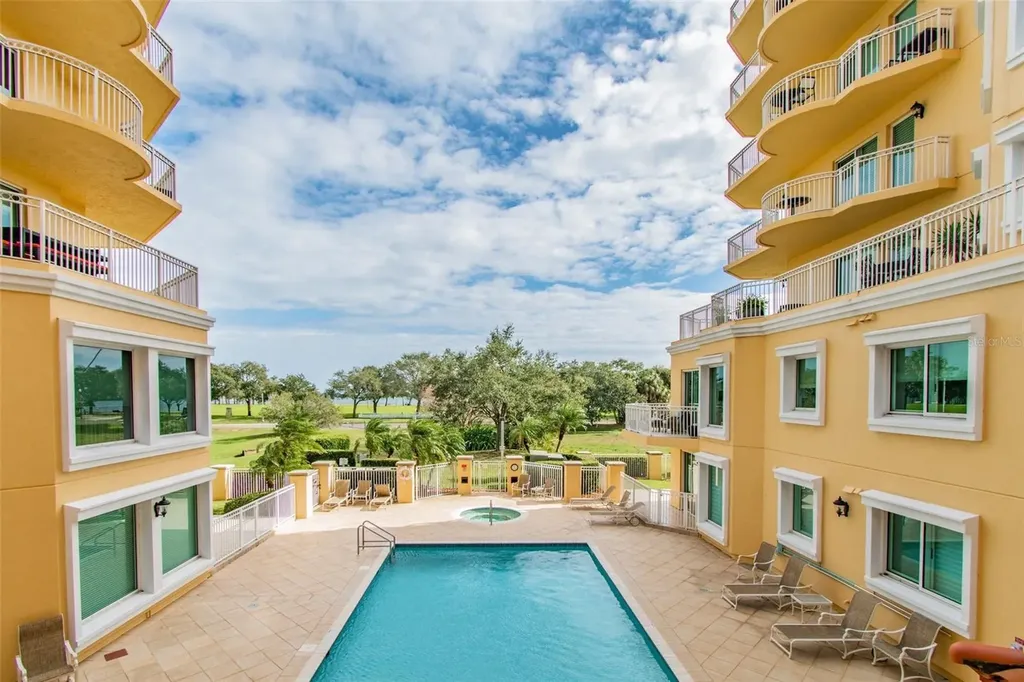 St Petersburg FL 33701