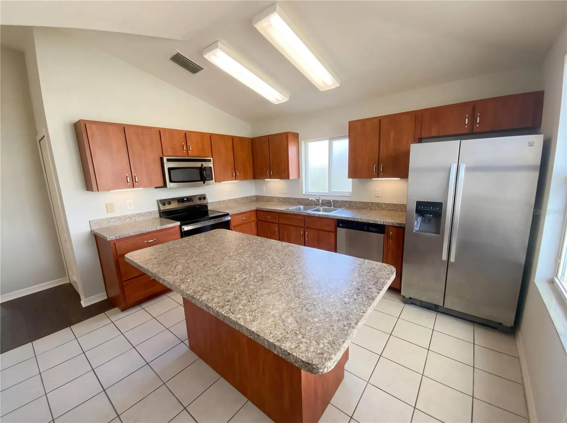 25241 Seven Rivers Circle Land O Lakes FL 34639