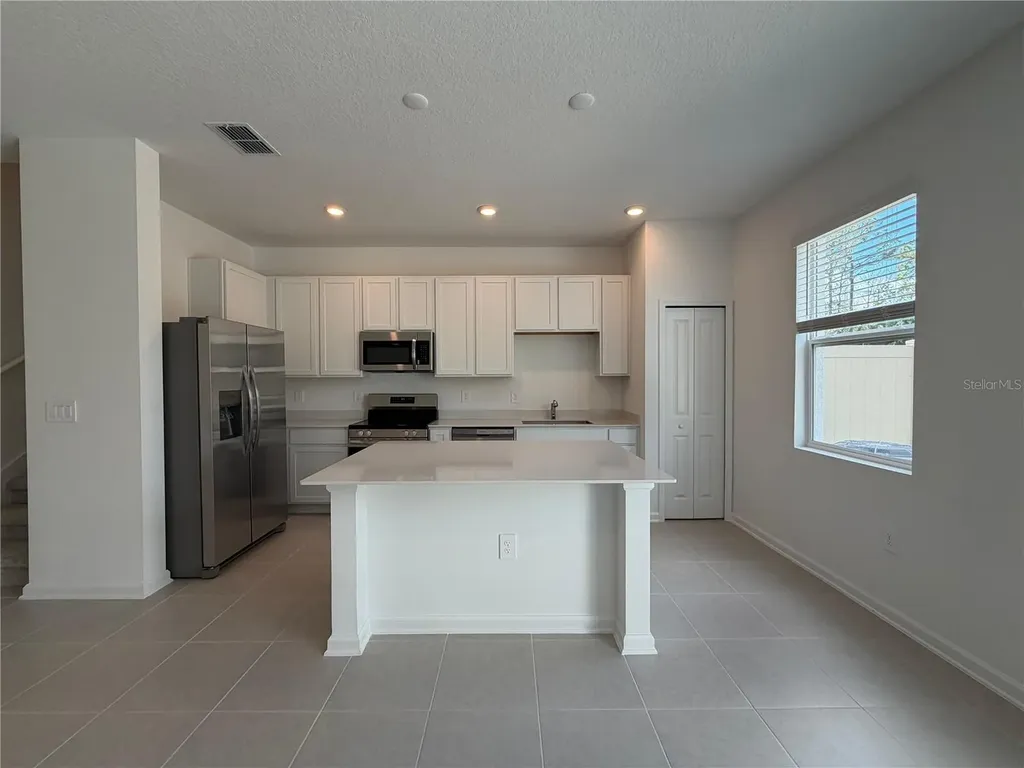 2799 Skyline Loop Kissimmee FL 34758