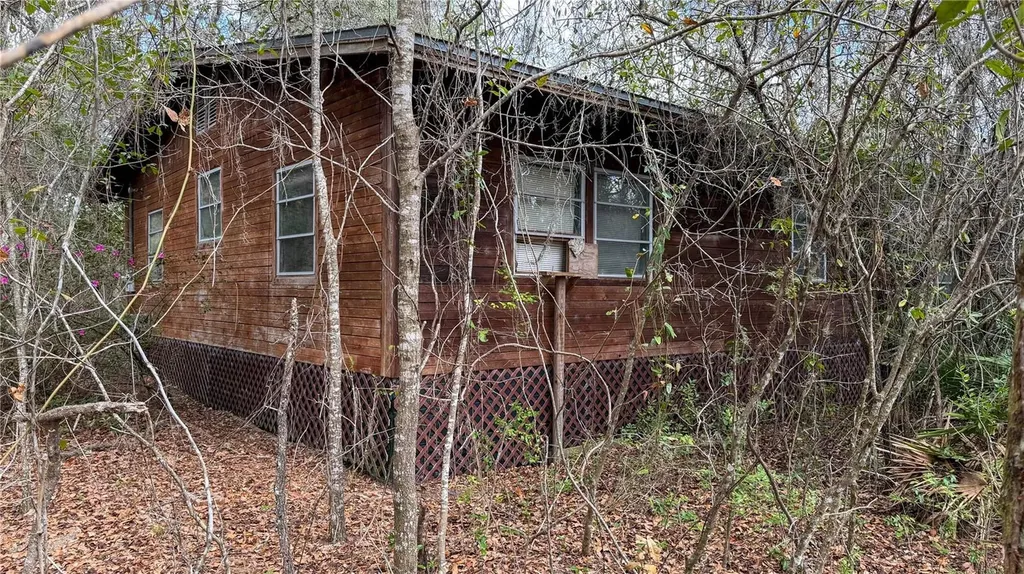 237 Highland Drive Hawthorne FL 32640