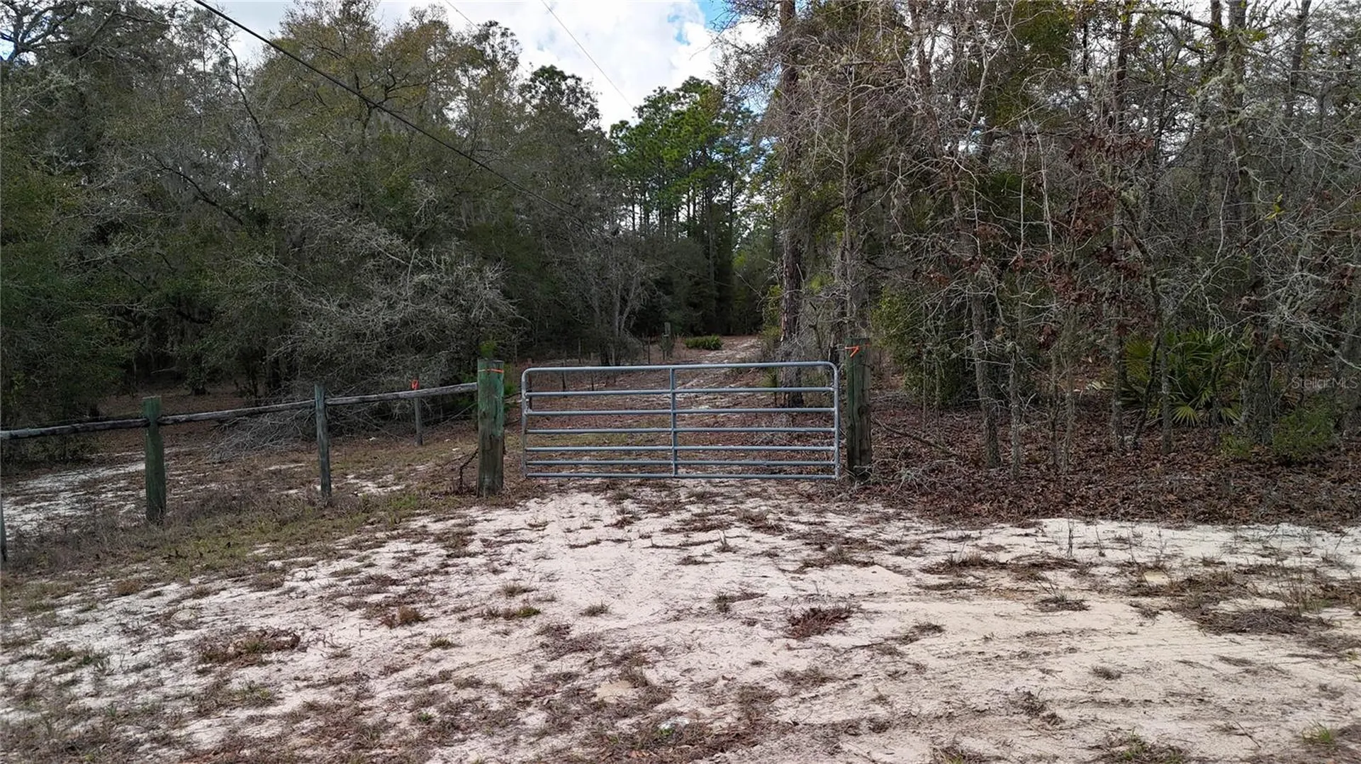 237 Highland Drive Hawthorne FL 32640