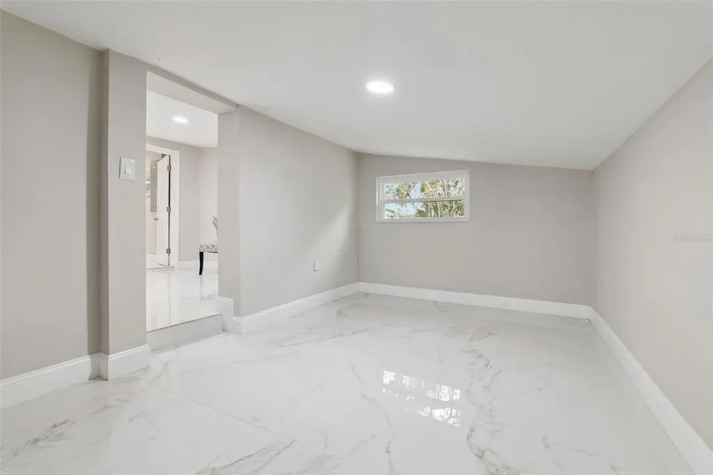 1375 Lake Drive Casselberry FL 32707