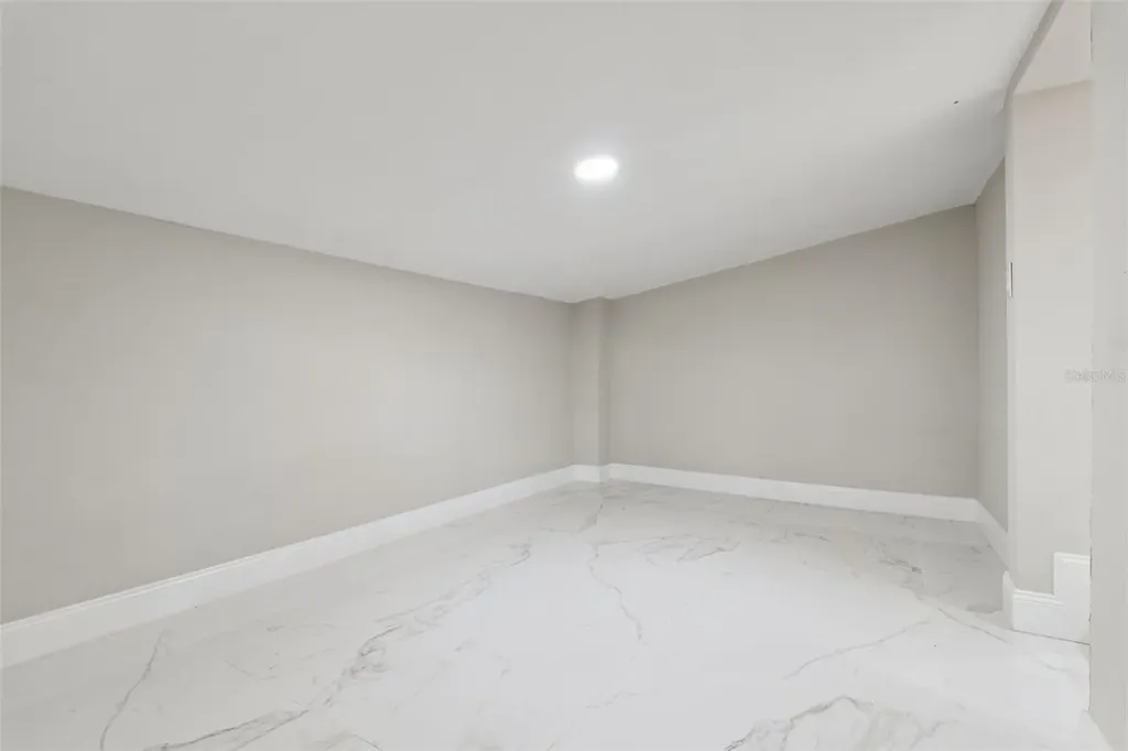 1375 Lake Drive Casselberry FL 32707