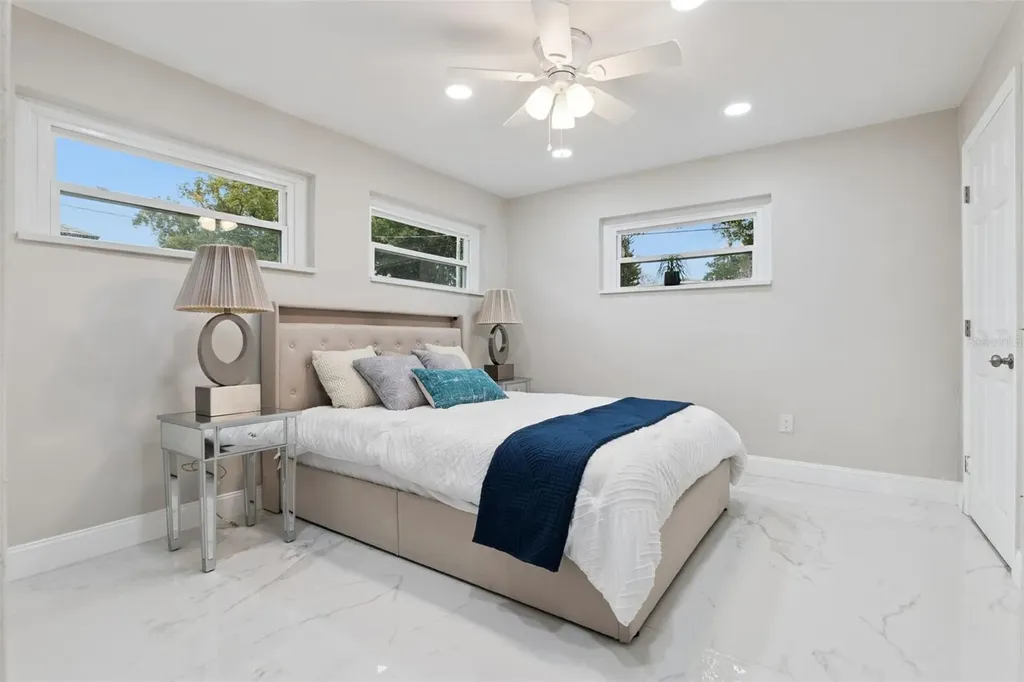 1375 Lake Drive Casselberry FL 32707