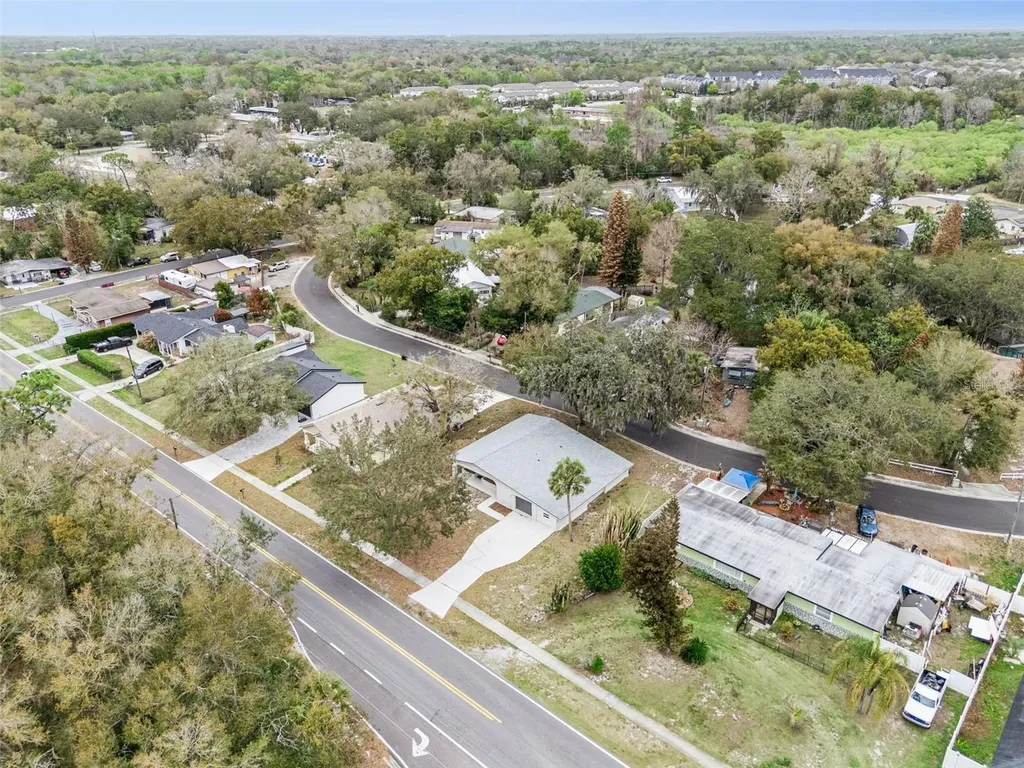 1375 Lake Drive Casselberry FL 32707