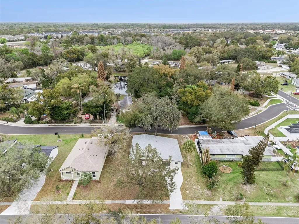 1375 Lake Drive Casselberry FL 32707