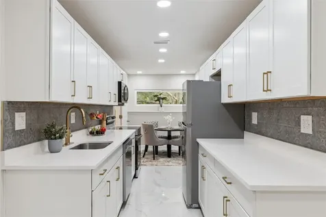 1375 Lake Drive Casselberry FL 32707