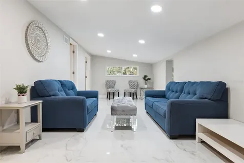 1375 Lake Drive Casselberry FL 32707