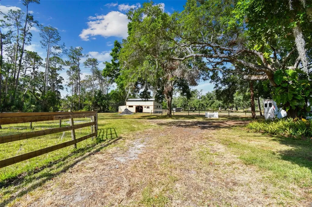 Wimauma FL 33598