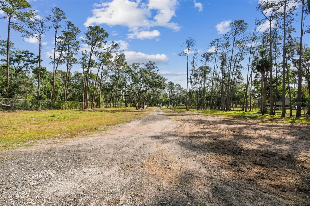 Wimauma FL 33598
