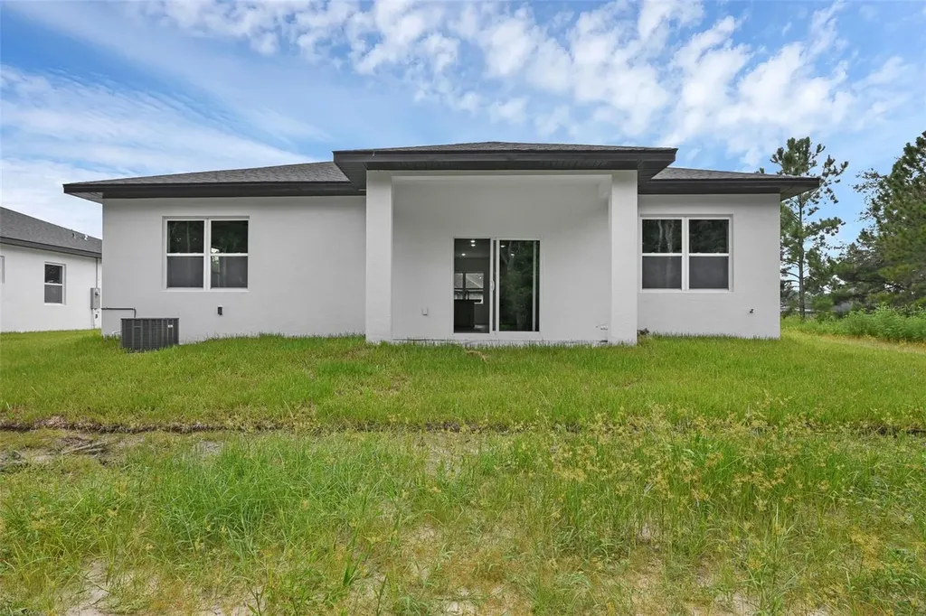 20563 SW Rainbow Lakes Boulevard Dunnellon FL 34431