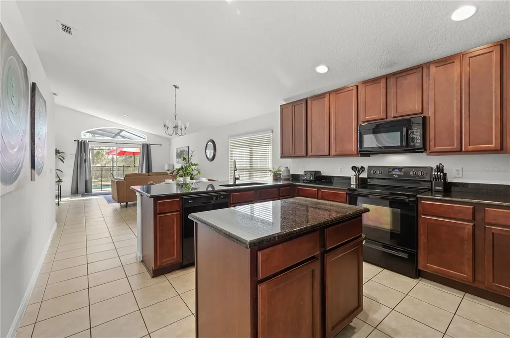 410 Viola Drive Davenport FL 33837