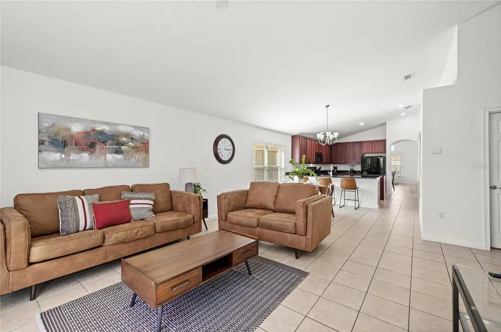410 Viola Drive Davenport FL 33837