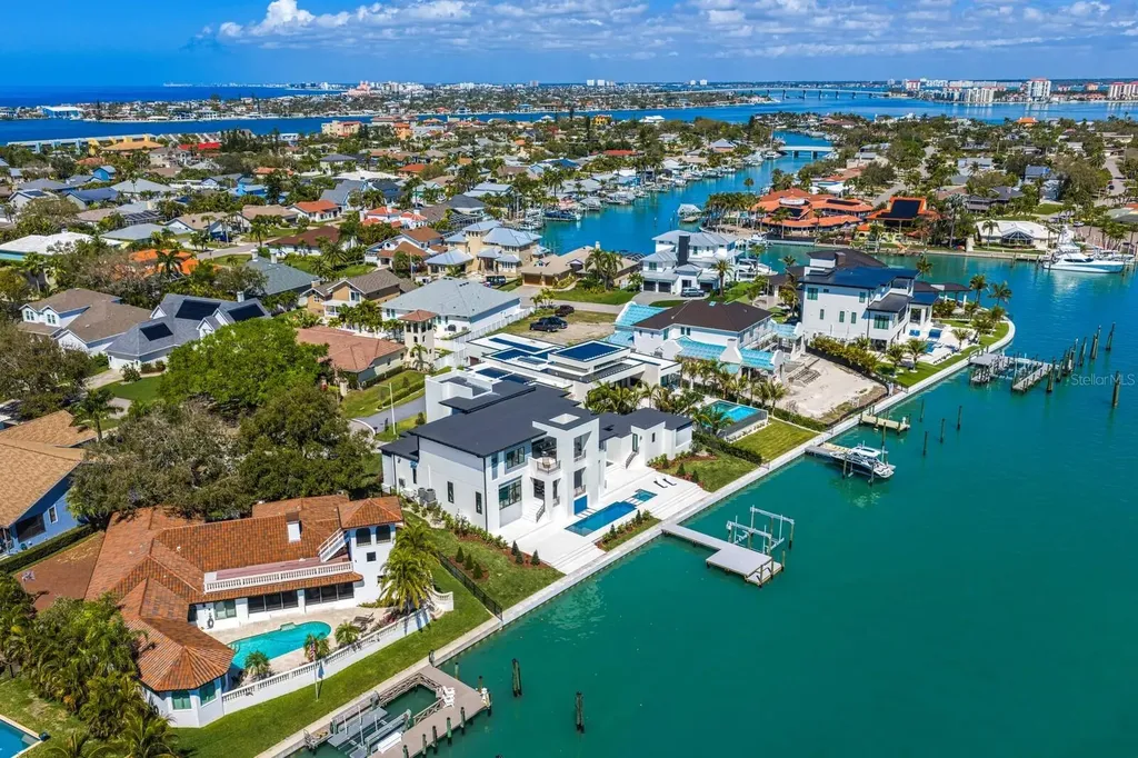 500 Barcelona Drive Tierra Verde FL 33715