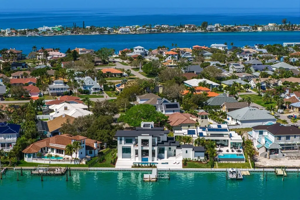 500 Barcelona Drive Tierra Verde FL 33715