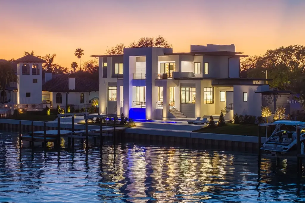 500 Barcelona Drive Tierra Verde FL 33715