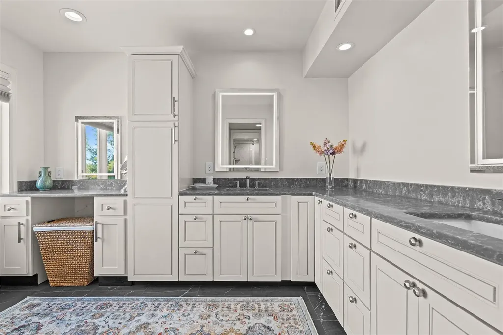 26 Tidy Island Boulevard Bradenton FL 34210